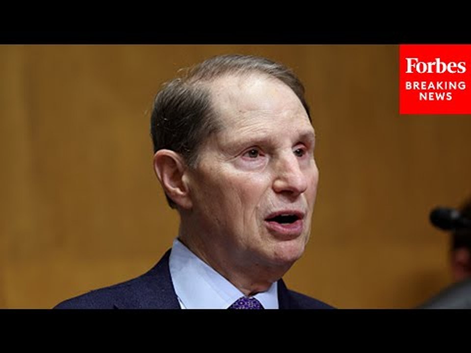 Ron Wyden Chairs Senate Finance Committee Hearing On Improving Rural Healthcare