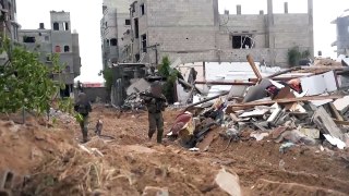 Israel combate a Hamás en Gaza, que empieza a recibir ayuda por el muelle temporal