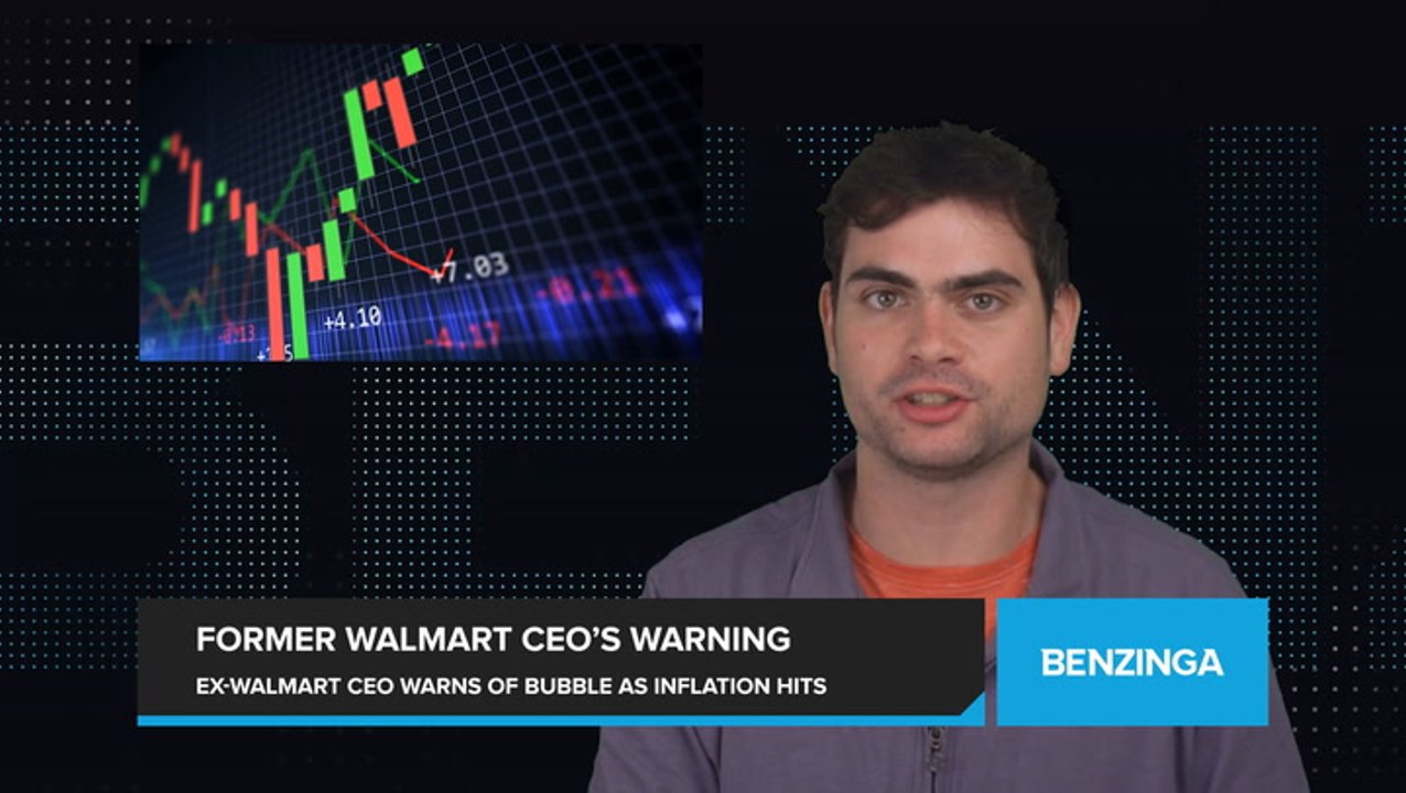 Former Walmart CEO Warns of Bubble as Inflation Drives High-Income Spenders to Grocery Giant