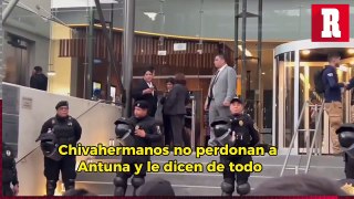 ¡NO LO PERDONAN! AFICIÓN DE CHIVAS 'REVIENTA' A URIEL ANTUNA EN EL HOTEL DE CONCENTRACIÓN