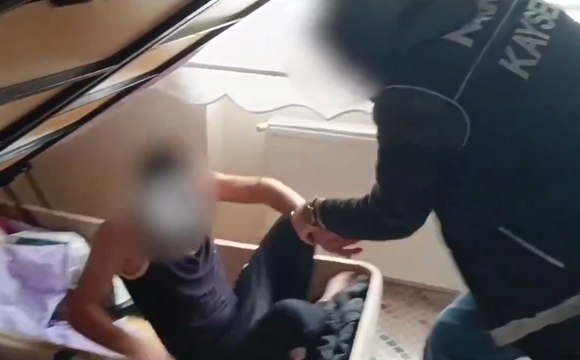 9 yıl kesinleşmiş hapis cezası bulunan firari hükümlü, bazada yakalandı