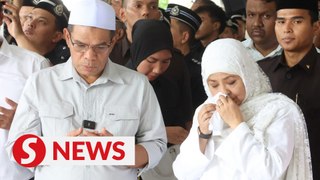 Ulu Tiram attack: Queen pays last respects to two slain policemen