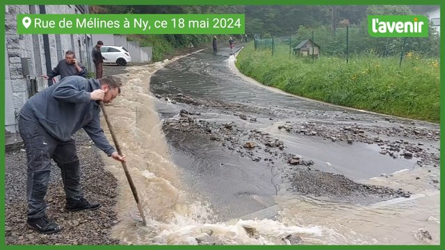 Soulevée par un torrent, la rue de Mélines à Hotton est fermée