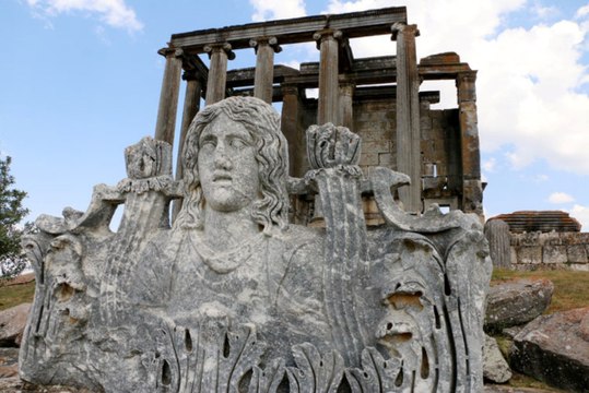 Dünyanın ilk borsası ve Anadolu'nun gizemleri Aizanoi Antik Kenti'nde!