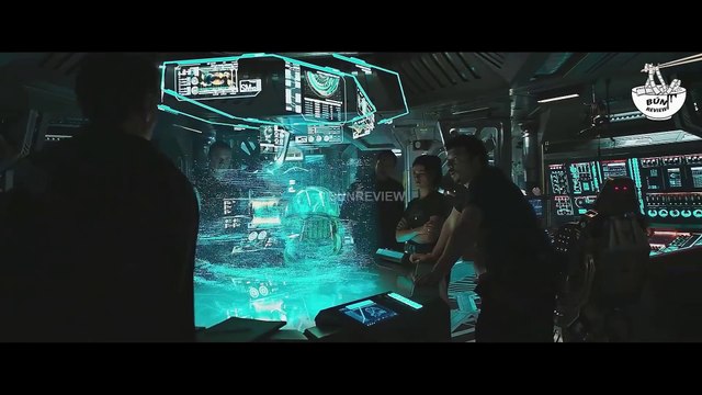 Sinh vật ngoài hành tinh được tạo ra bởi một người máy - REVIEW PHIM- QUÁI VẬT KHÔNG GIAN