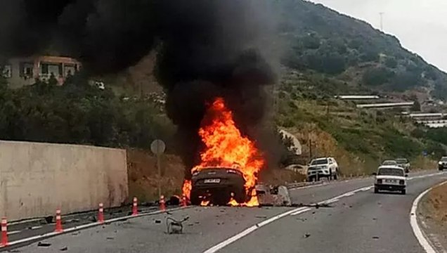 Antalya'da istinat duvarına çarpıp alev alan otomobildeki Polonyalı 2 turist yaşamını yitirdi