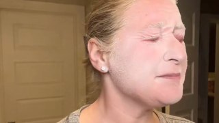 Woman gives Dry Shampoo Dermaplaning a shot and films the entire process *HILARIOUS!*