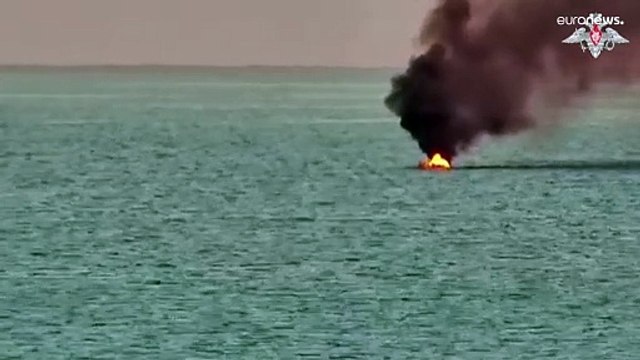 شاهد: الدفاع الروسية تعرض لقطات لقواتها وهي تدمر ست طائرات أوكرانية بحرية مُسيرة في البحر الأسود