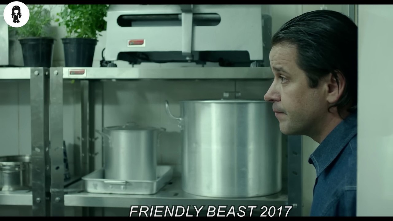 Restaurant Owner Uses Unconventional Service Methods On Customers To Go Viral