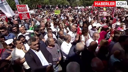 CHP Genel Başkanı Özgür Özel, Milli Eğitim Bakanlığı'nın yeni müfredatını eleştirdi
