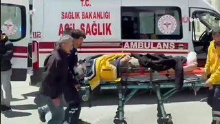 Van'da askeri araç devrildi: 11 yaralı