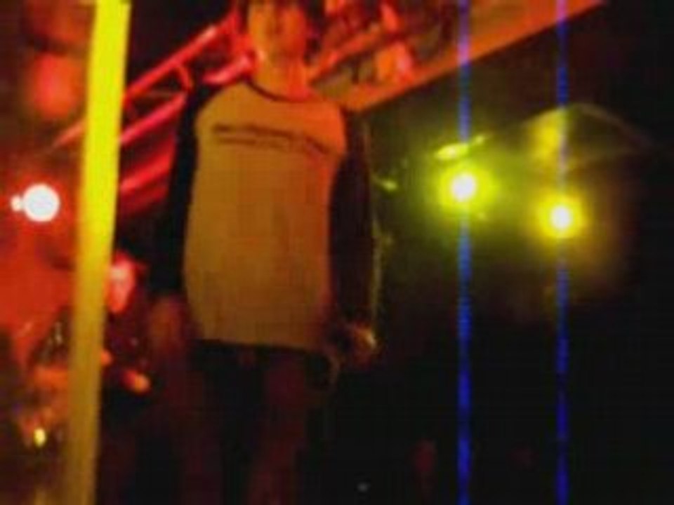 the Flying Pigs - My friend  (live le Gibus club  10 avril 2008)