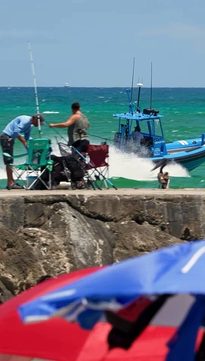 The boat is NOT Scott! he just came by the Haulover Inlet yesterday as I was filming and live-streaming. The boat is Flagship Towing