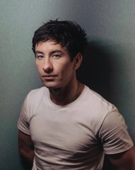 Barry Keoghan revient sur sa scène entièrement nu dans "Saltburn"
