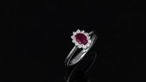 Anello con rubino da 0.49 ct modello Anemone della collezione Nature by Gioielleria Casavola di Noci