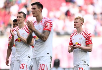 Bundesliga : Simons et Ekitike buteurs, Leipzig et Francfort européens