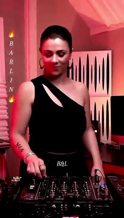 One minute DJ House Music Full Bass Let's get the spirit