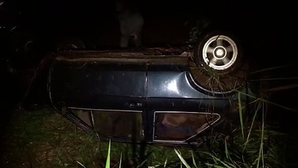 Homem fica ferido em capotamento na PR-180 em Cascavel