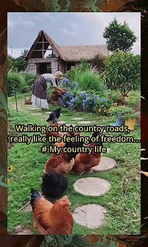Walking on the country road, I really enjoy this feeling of freedom and freedom# My Rural Life