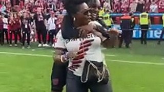 Bayern Leverkusen Victory: Jeremy Frimpong and Mum On The Dance Floor