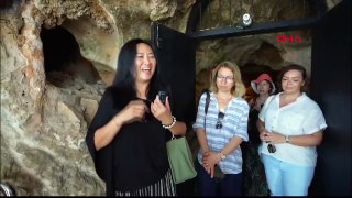 Çobanın tesadüfen keşfettiği mağaraya turist akını