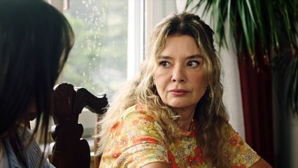 Conoce a Farah, una mujer de 52 años de España 🇪🇸