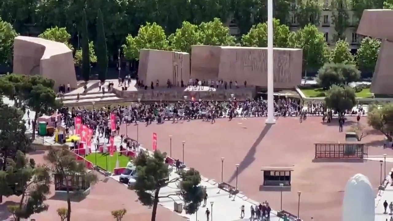 Fracaso en la manifestación contra Milei y el Viva de Vox convocada por la izquierda.