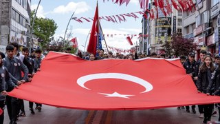 Yurtta 19 Mayıs Atatürk'ü Anma, Gençlik ve Spor Bayramı coşkusu