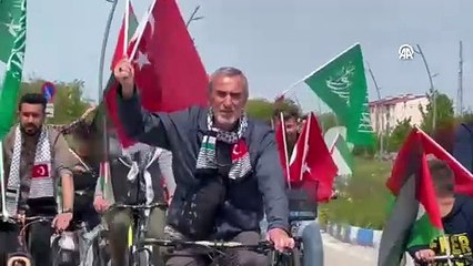 Van'da akademisyen ve öğrenciler İsrail'in saldırılarını protesto etmek için pedal çevirdi