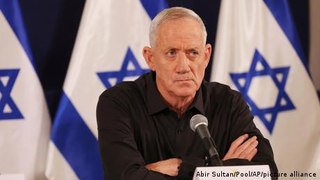 Gantz threatens to resign from Israeli war cabinet: DW's Tania Krämer