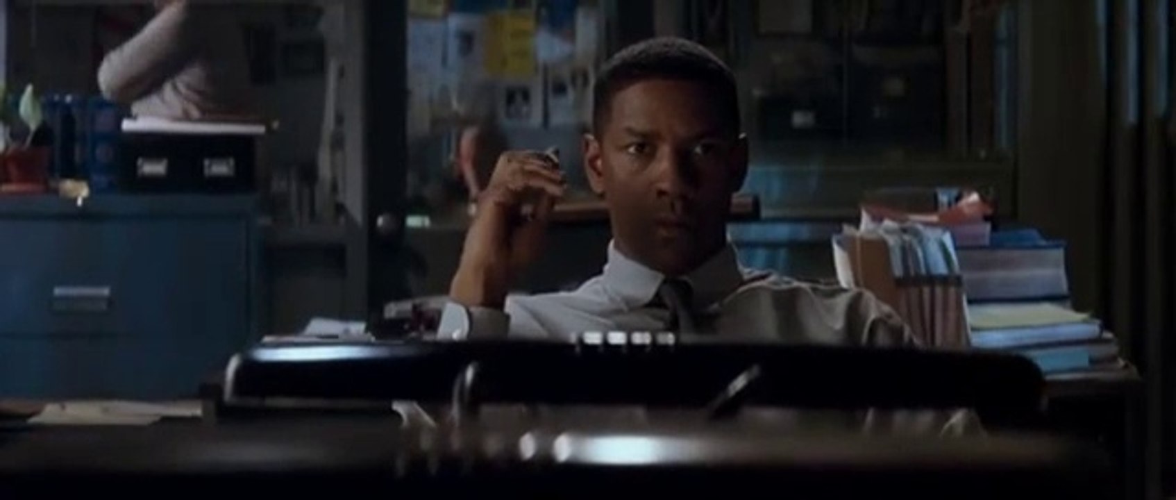 Fallen (Poseidos) - Denzel Washington 1998. Pelicula de intriga completa en español. LAS MEJORES PELÍCULAS COMPLETAS EN ESPAÑOL