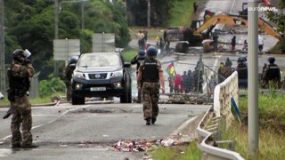 كاليدونيا الجديدة: قوات الأمن الفرنسية تستعيد السيطرة على الطريق السريع المؤدي إلى مطار نوميا الدولي