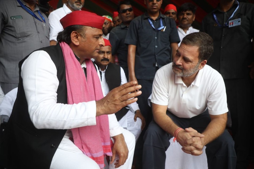 प्रयागराज में राहुल गांधी ने अखिलेश यादव का इंटरव्यू लिया जिसका वीडियो पूरे देश में वायरल, देखें