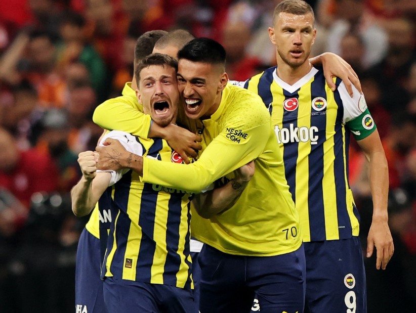 Süper Lig : Fenerbahce douche Galatasaray dans un derby électrique !