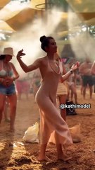 Dance the Night Away: Stunning Outfits & Music Vibes 🎶