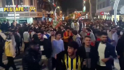 Van'da sarı-lacivert coşku: Taraftarlar sokağa döküldü