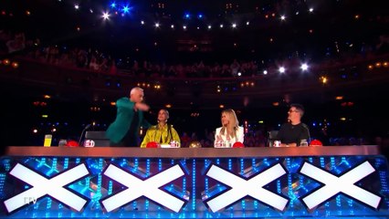 Britain’s Got Talent’s Bruno Tonioli breaks Golden Buzzer