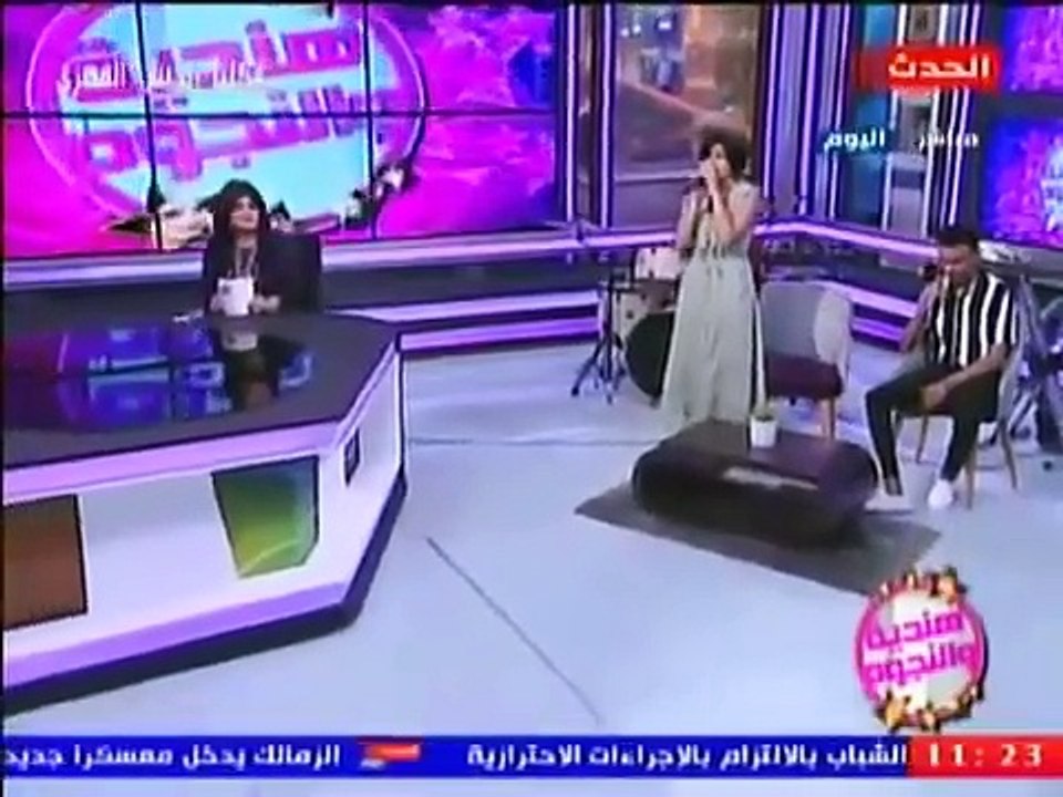 لقاء كزبرة وحلمى بكر كامل حلمي بكر ينفعل على _كزبرة_ ويطرده من الاستديو_ فاكر نفسك فين؟