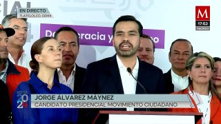 Jorge Álvarez Máynez ofrece unas palabras momentos antes del último debate presidencial
