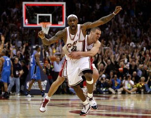 Historic clutch plays during Conference Finals games