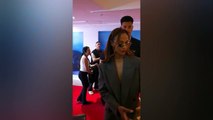 Festival di Cannes 2024 - Kevin Costner e Zoe Saldana firmano autografi