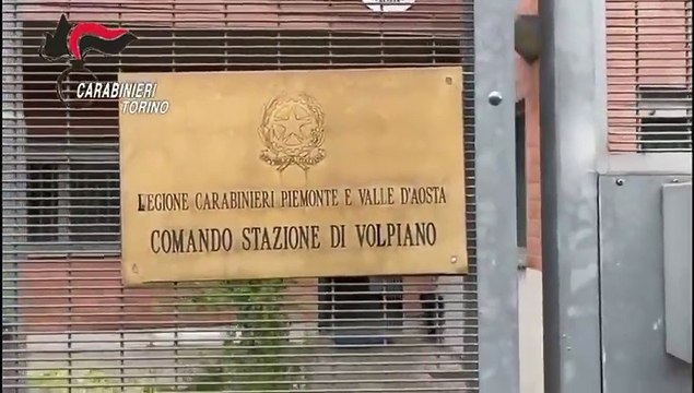 Volpiano, scopre una ladra in casa grazie alla telecamera smart e chiama i carabinieri