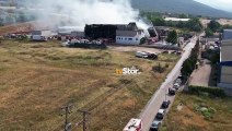 Εικόνες από drone από τη φωτιά στο εργοστάσιο Γιαννίτσης