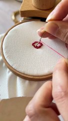 Tutoriel de broderie, broder un crabe pour personnaliser son t-shirt pour l’été