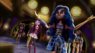 Monster high : Fusion monstrueuse Bande-annonce (RU)
