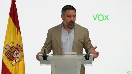 Abascal exige al PP una "ruptura inmediata" con el PSOE en España y Europa tras el choque con Milei