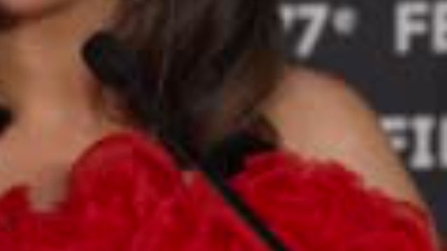 Selena Gomez - Malaise à Cannes (1)