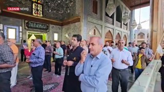 İranlılar camilerde Reisi için dua ediyor!