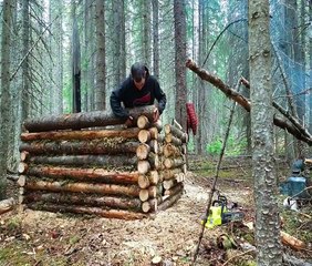 I built a wooden shelter in the forest