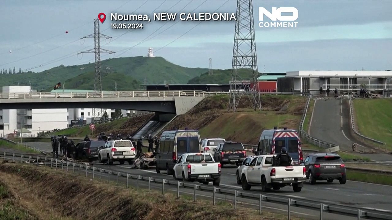 Forças de segurança francesas tentam retomar o controlo da principal autoestrada da Nova Caledónia